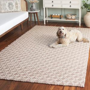 Safavieh Genre Luxurious Hand-tufted Area Rug With Diamond Trellis Pattern For Elegant Home Decor Solutions Beige ,Ivory 80% Wool & 20% Cotton Gre350b-6