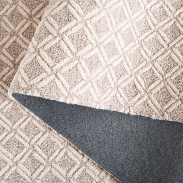 Safavieh Genre Hand-tufted Runner Rug With Geometric Design - Luxurious Wool And Cotton For Timeless Elegance Beige ,Ivory 80% Wool & 20% Cotton Gre350b-5