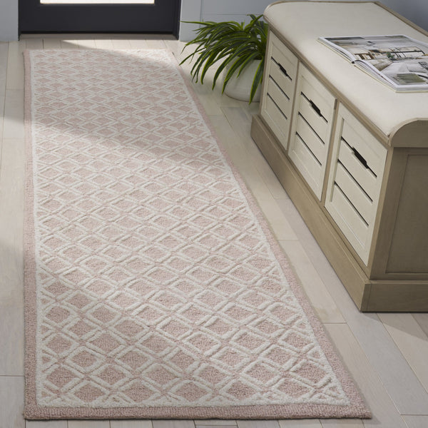 Safavieh Genre Hand-tufted Runner Rug With Geometric Design - Luxurious Wool And Cotton For Timeless Elegance Pink ,Ivory 80% Wool & 20% Cotton Gre350u-28