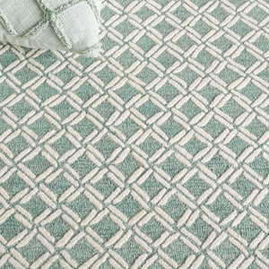 Safavieh Genre Hand-tufted Runner Rug With Geometric Design - Luxurious Wool And Cotton For Timeless Elegance Green ,Ivory 80% Wool & 20% Cotton Gre350y-5