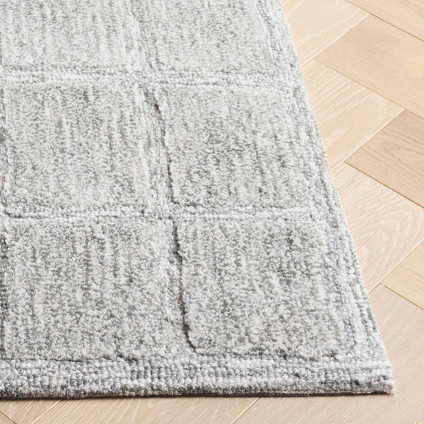 Safavieh Genre Ivory Handwoven Area Rug - Artisanal Craftsmanship For A Cozy And Sophisticated Home Decor Light Green ,Grey 80% Wool 20% Cotton Gre451f-4