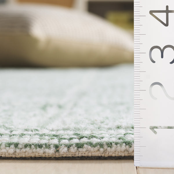 Safavieh Genre Handwoven Ivory Runner Rug - Luxurious 2x8' Design To Elevate Your Home Decor With Elegance Green ,Ivory 80% Wool 20% Cotton Gre451y-5