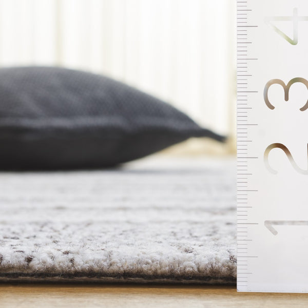 Safavieh Genre Elegant Hand-tufted Runner Rug - Warm And Sophisticated Design For Modern Home Decor Ivory ,Brown 80% Wool,20% Cotton Gre503t-8