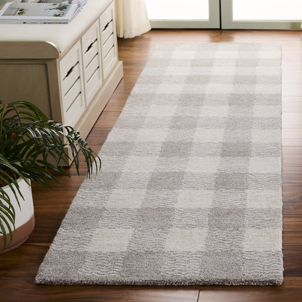 Safavieh Genre Hand-tufted Runner Rug In Elegant Grey And Ivory – Luxurious Comfort For Modern Spaces Grey ,Ivory 80% Wool,18% Cotton,2% Man Made Fiber Gre801f-28