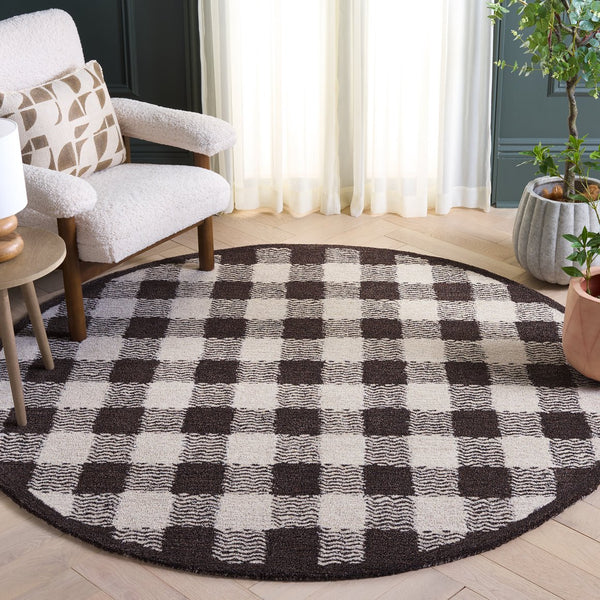 Safavieh Genre Hand-tufted Runner Rug In Elegant Grey And Ivory – Luxurious Comfort For Modern Spaces Brown ,Ivory 80% Wool,18% Cotton,2% Man Made Fiber Gre801t-6r