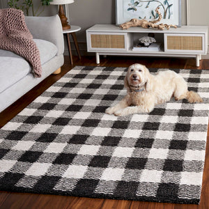 Safavieh Genre Hand-tufted Area Rug In Grey And Ivory – Luxurious Comfort With Timeless Checkered Design Charcoal ,Ivory 80% Wool,18% Cotton,2% Man Made Fiber Gre801z-9