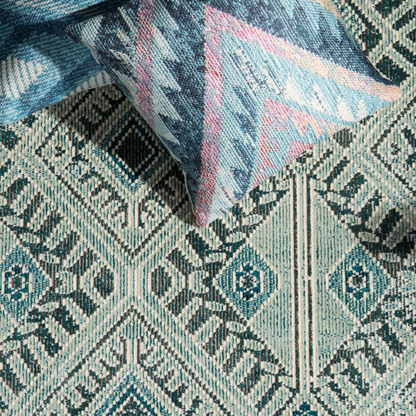 Jaipur Living Nikki Chu Petra Tribal Woven Polyester Pillow Cover Indoor Outdoor Bohemian Decor PLC102285