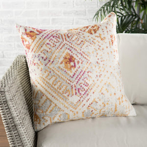 Jaipur Living Nikki Chu Siva Tribal Diamond Polyester Pillow Cover for Indoor Outdoor Spaces PLC102288