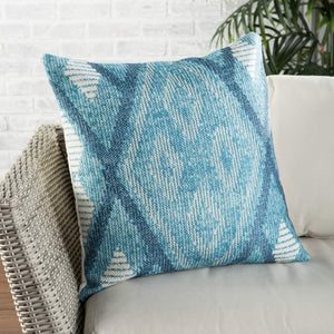 Jaipur Living Nikki Chu Tribal Geometric Polyester Pillow Cover for Indoor Outdoor Boho Decor PLC102289