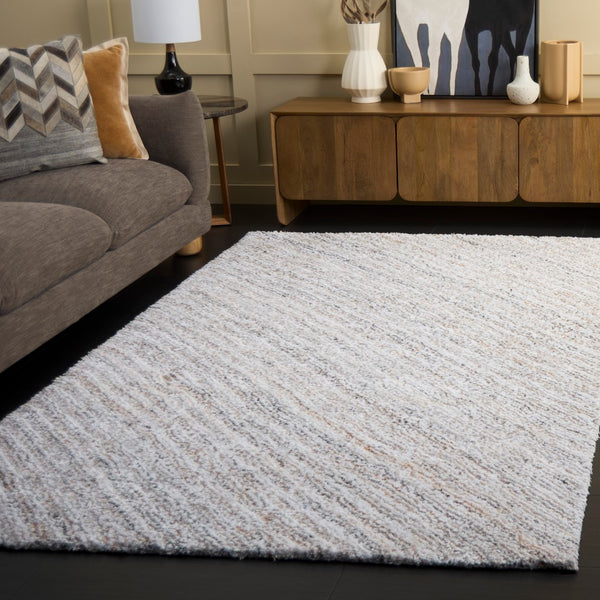 Safavieh Glory Handwoven Area Rug - Artisan Crafted, Durable Comfort For Timeless Home Elegance And Style Ivory ,Beige 55% Polyester & 45% Micro Polyester Grs102a-4