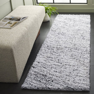 Safavieh Glory Handwoven Runner Area Rug - Elegant Luxury For Your Home Décor With Plush Comfort And Style Ivory ,Grey 55% Polyester & 45% Micro Polyester Grs102f-28