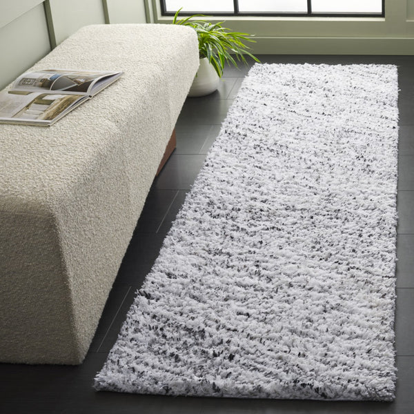 Safavieh Glory Handwoven Area Rug - Artisan Crafted, Durable Comfort For Timeless Home Elegance And Style Ivory ,Grey 55% Polyester & 45% Micro Polyester Grs102f-6