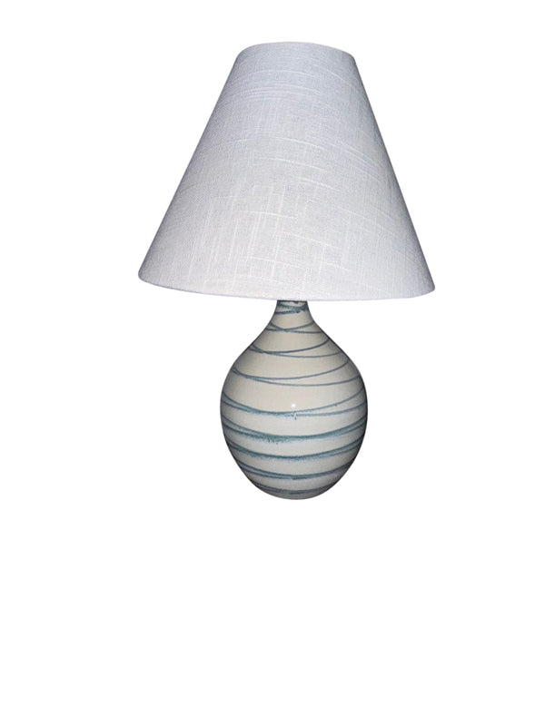House Of Troy Scatchard Stoneware Accent Lamp - Elegant Design, Usa-made Quality, Perfect For Any Room Decor Emerald Wave Ceramic Gs200-ew