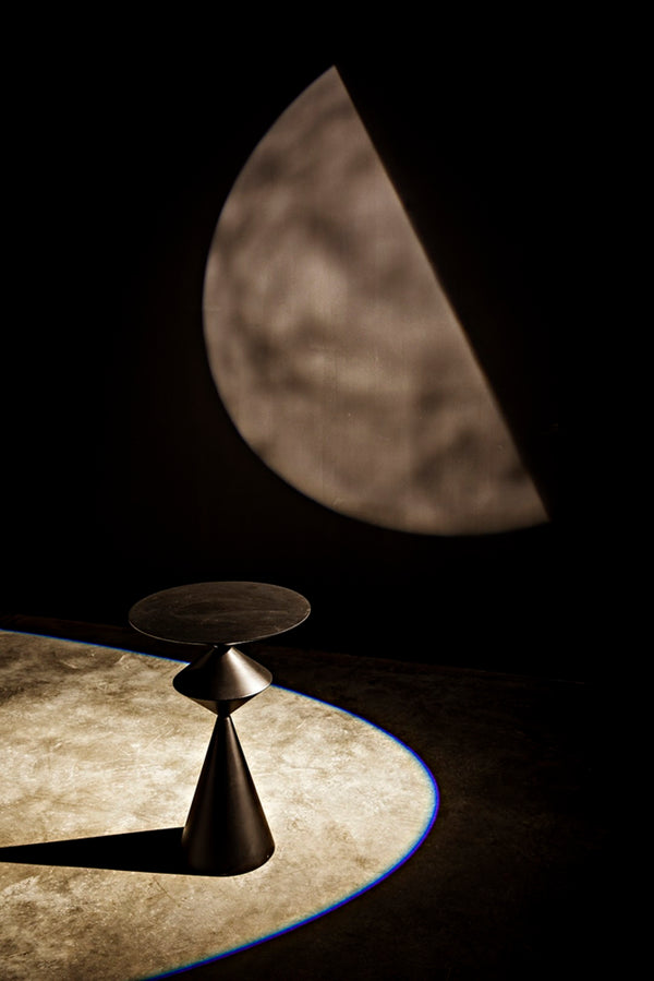 Noir Zasa Handcrafted Black Iron Side Table – Modern Geometric Design for Versatile Home Decor Use GTAB947MTB