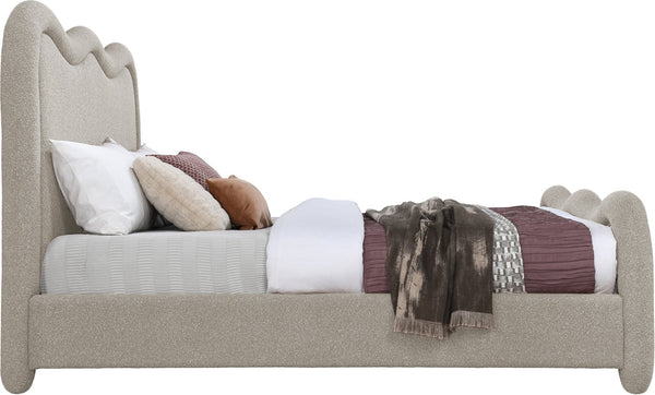 Meridian Furniture Gavin Art Deco King Bed Chenille Upholstered Curved Headboard Footboard Platform Frame Beige GavinBeige-K