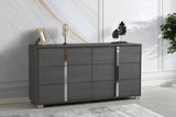 Giulia Dresser