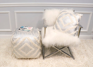 Pasargad Grand Canyon Cotton Shaggy Pouf In Ivory - Stylish, Hand-tufted Glamour For Your Space Ivory 100% Cotton Ppf-064-1sil