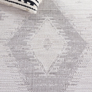 Safavieh Hammock Elegant Transitional Area Rug - Timeless Chenille Polyester Design For Any Room Decor Ivory ,Grey Chenille Polyester Hak304a-5
