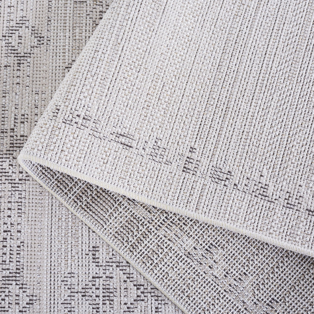 Safavieh Hammock Elegant Transitional Area Rug - Timeless Chenille Polyester Design For Any Room Decor Ivory ,Grey Chenille Polyester Hak304a-5