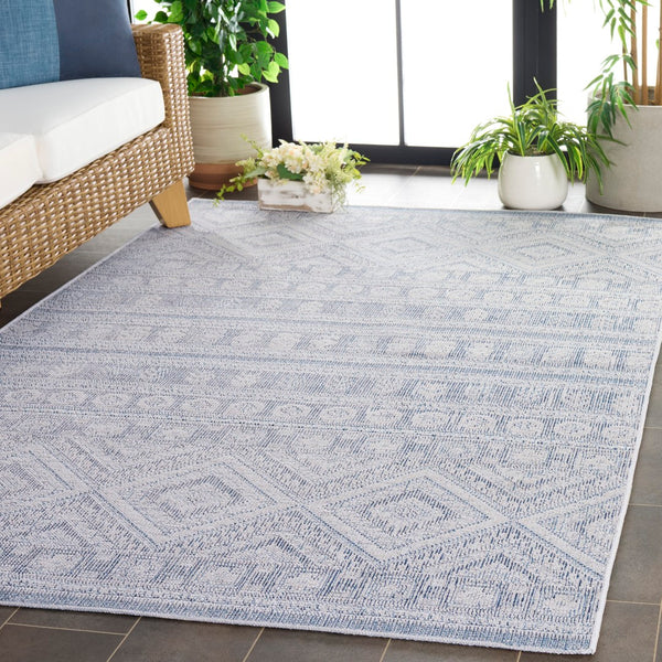 Safavieh Hammock Elegant Area Rug In Ivory And Grey - Soft Chenille Polyester For Effortless Style And Comfort Grey ,Blue Chenille Polyester Hak306f-9