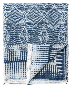 Jaipur Living Jaipur Living Geometric Cotton Acrylic Throw with Fringe Trim Boho Bedroom Accent THR100298
