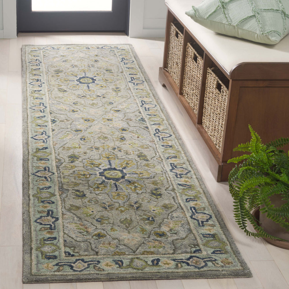 Safavieh Heritage 228 Hand Tufted  Rug Ivory / Blue 4' x 6'