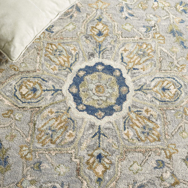 Safavieh Heritage 228 Hand Tufted  Rug Ivory / Blue 5' x 8'