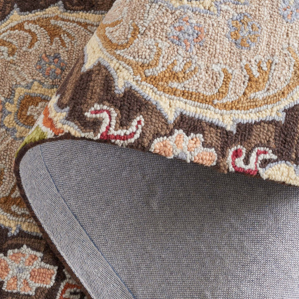 Safavieh Heritage 230 Hand Tufted  Rug Red / Green 5' x 8'