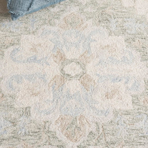 Safavieh Heritage Hand-tufted Wool Area Rug - Elegant Traditional Design For A Serene Home Atmosphere Light Green ,Beige Wool Pile Hg525y-6