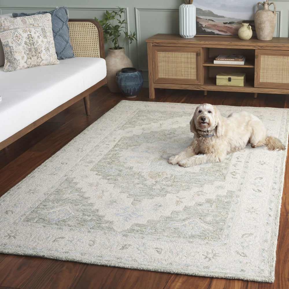 Safavieh Heritage Hand-tufted Runner Rug From India - Elegant Wool Pile For Timeless Home Decor Enhancement Light Green ,Beige Wool Pile Hg525y-5