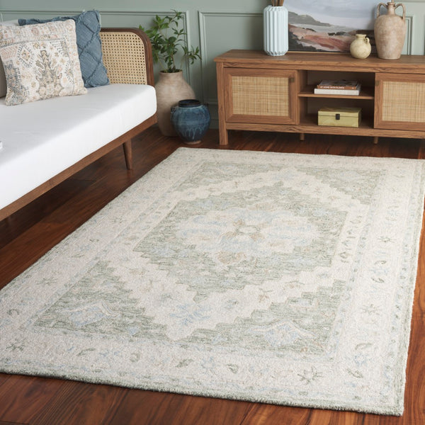 Safavieh Heritage Hand-tufted Wool Area Rug - Elegant Traditional Design For A Serene Home Atmosphere Light Green ,Beige Wool Pile Hg525y-6