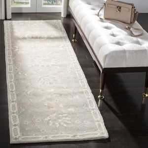 Heritage Hand Tufted Wool Rug from India - Luxurious Design for Elegant Home Décor and Comfort