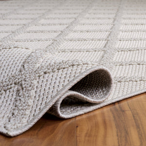 Safavieh Highland Runner Rug In Light Beige & Ivory – Low-Profile 1/4" Pile, Durable Power-Loomed Turkish Design 2'-2" x 9'-0" HGL950B-29