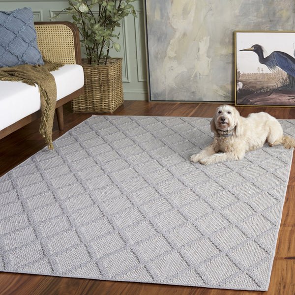 Safavieh Highland Light Grey Ivory Area Rug – Power-Loomed Turkey, Low-Profile Durable Modern Geometric Rug 9'-0" x 12'-0" HGL950F-9