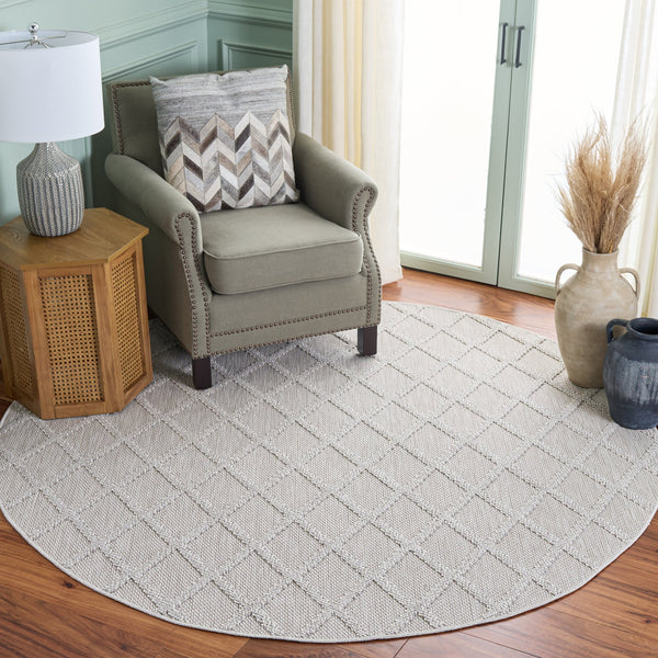 Safavieh Highland Modern Round Rug Light Grey Ivory — Low-Pile Geo Texture, Durable Power-Loomed Turkish Craftsmanship 6'-7" x 6'-7" HGL950F-7R