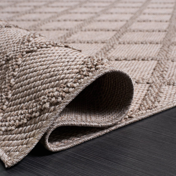 Safavieh Highland Modern Light Brown Beige Square Rug — Low Profile Geometric Power-Loomed Texture, Turkish Crafted 6'-7" x 6'-7" HGL950T-7SQ