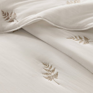 JLA Home Willow Botanical Embroidered Cotton Quilt Set Soft Neutral Tones for Organic Bedrooms White/Tan 90 W x 90 L HH14-2024