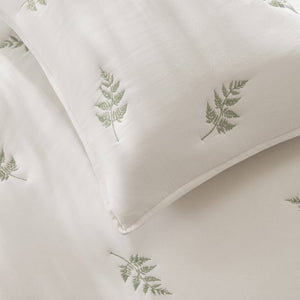 JLA Home Willow Botanical Embroidered Cotton Quilt Set Soft Neutral Tones for Organic Bedrooms White/Sage 90 W x 90 L HH14-2026