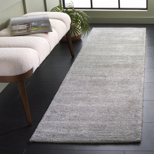 Safavieh Himalaya Hand-tufted Area Rug: Luxurious Indian Craftsmanship To Enrich Your Living Space Elegantly Grey 65% Viscose,35% Wool Pile Him152f-4sq