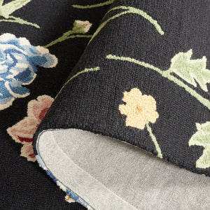 Safavieh Chelsea 220 Hand Tufted Floral Rug Black / Red HK220Z-8