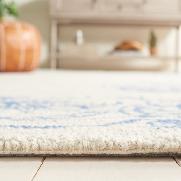 Safavieh Chelsea Hooked Rug 291 Hand Tufted Floral Rug Blue / Grey HK291M-8