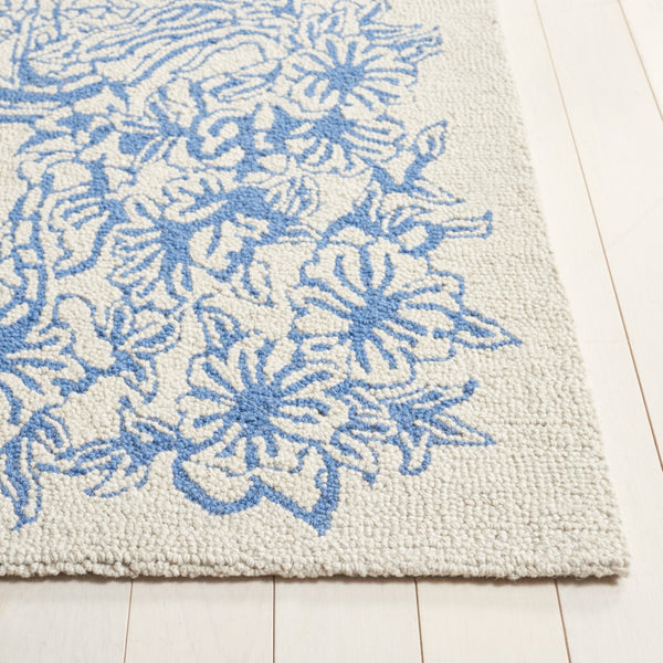 Safavieh Chelsea Hooked Rug 291 Hand Tufted Floral Rug Blue / Grey HK291M-5