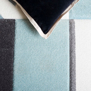 Safavieh Hollywood Geometric Ivory Aqua Polypropylene Area Rug for Modern Living Spaces HLW709C-7SQ