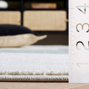 Safavieh Hollywood Geometric Power Loomed Polypropylene Area Rug for Living and Dining Spaces HLW709C-9