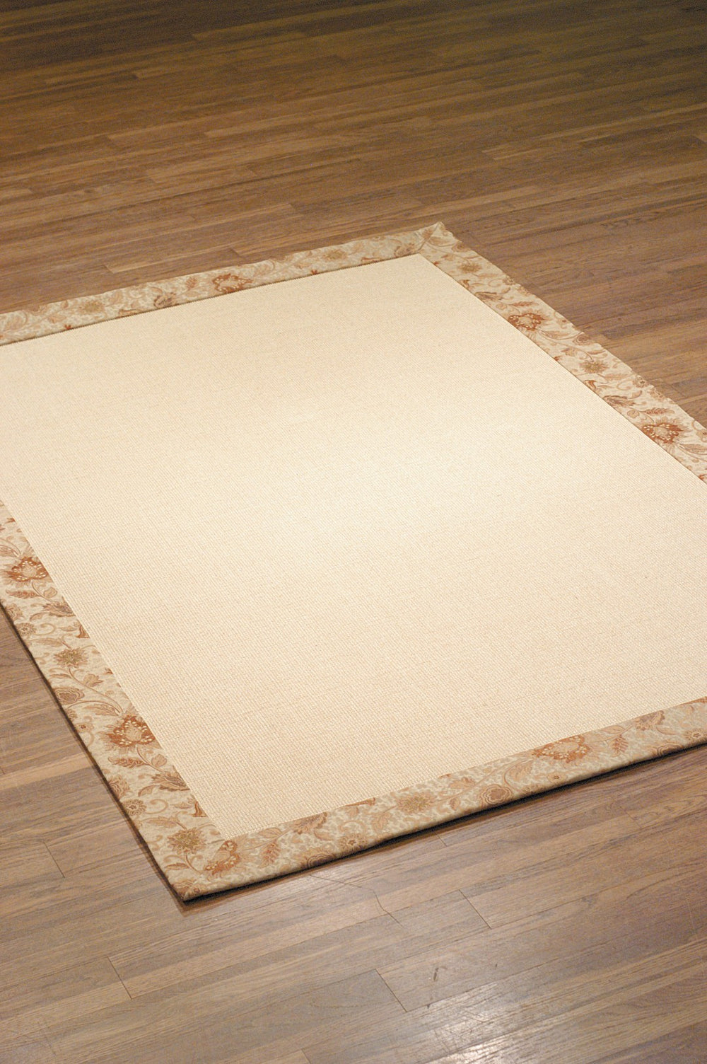 Safavieh Hamilton Elegant Chenille Area Rug: Luxurious Floral Design For Hallways And Entryways, Durable Quality Assorted Chenille Hn811r-29