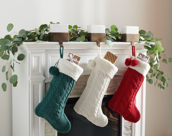 Safavieh CINNAMON Holiday Stocking Set in Evergreen, Red, and White - Soft Cotton, Perfect for Gifts & Decor! HOL1004A-SET3