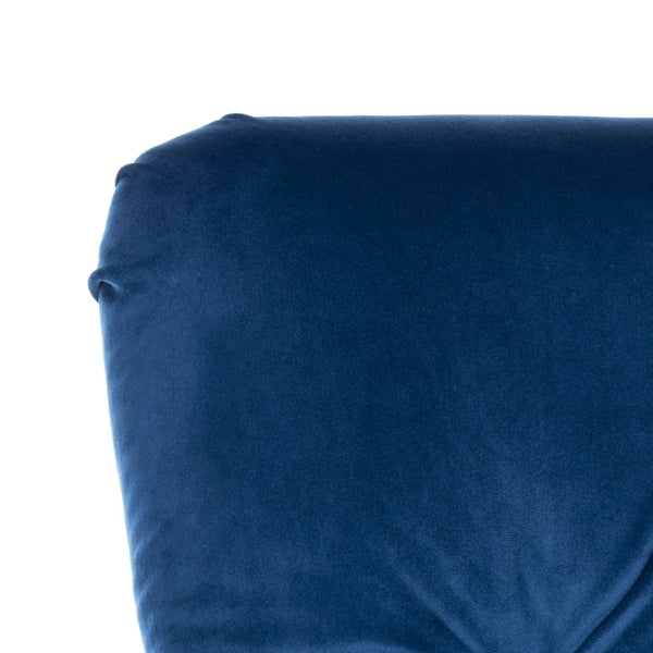 Safavieh Colin Tufted Club Chair In Emerald Green Velvet - Elegant Button-Tufting & Sturdy Birch Legs HUD8212N