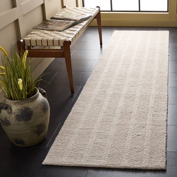 Safavieh Harvest Hand‑Tufted Ivory Wool Rug — Plush 3/8" Pile, Artisanal Indian Craft, Subtle Textured Elegance 9'-0" x 12'-0" HVT108A-9