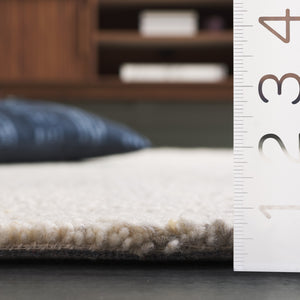 Safavieh Harvest Luxurious Hand-tufted Wool Runner Rug - Elegant Modern Design For Hallways And Living Spaces Beige Wool Pile Hvt108b-5