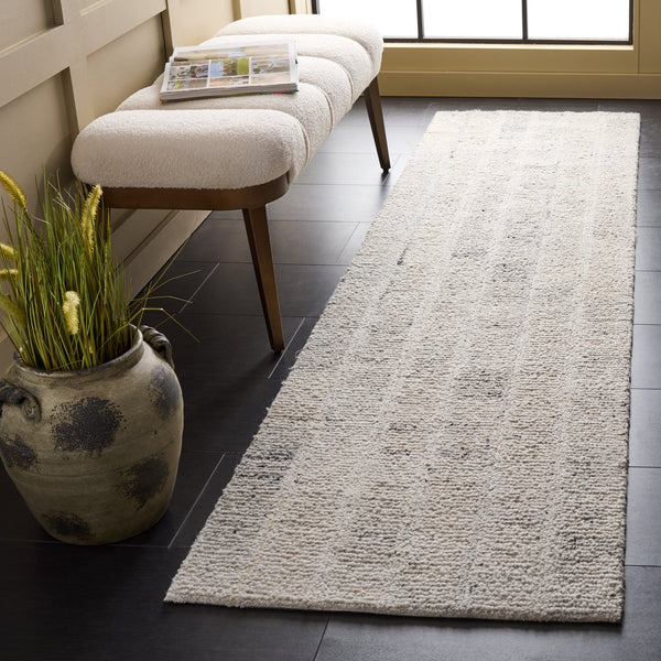 Safavieh Harvest Luxurious Hand-tufted Wool Runner Rug - Elegant Modern Design For Hallways And Living Spaces Light Grey Wool Pile Hvt108g-29